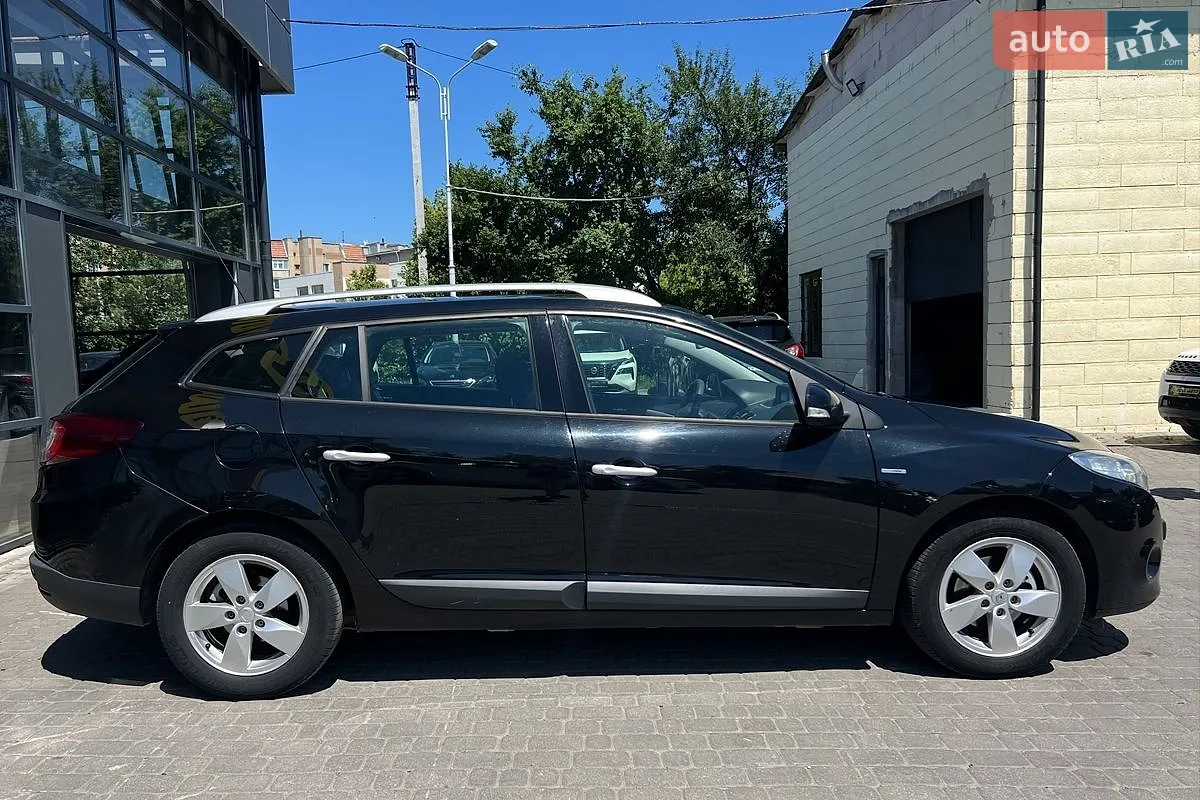 2011 Renault Megane - мініатюра 8