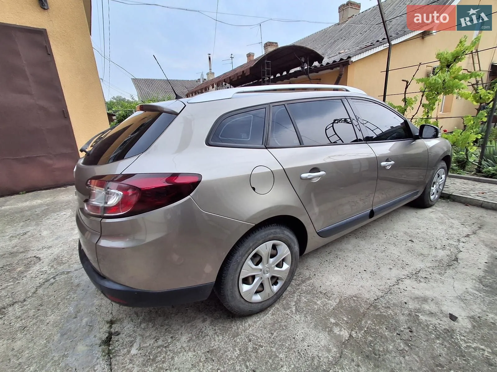 2010 Renault Megane - мініатюра 6