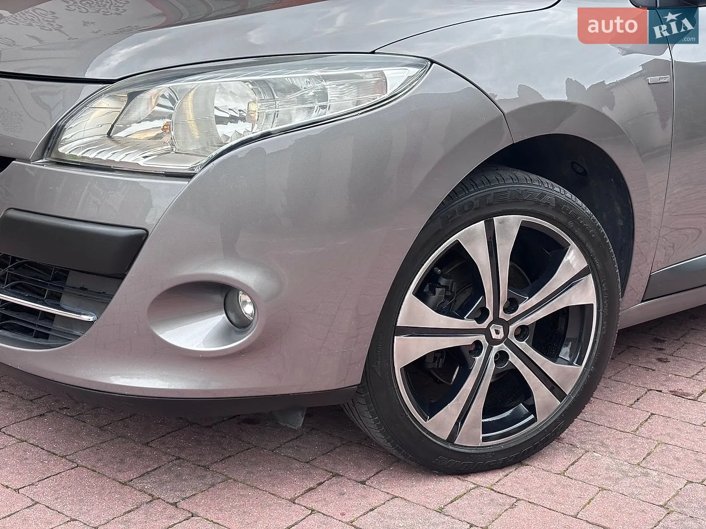 2011 Renault Megane - мініатюра 16
