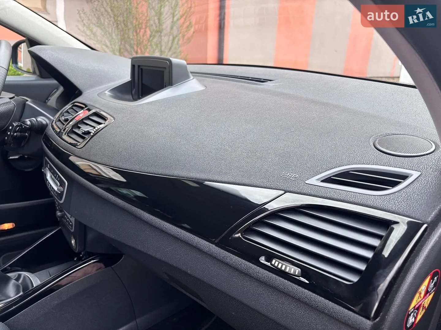 2011 Renault Megane - мініатюра 142