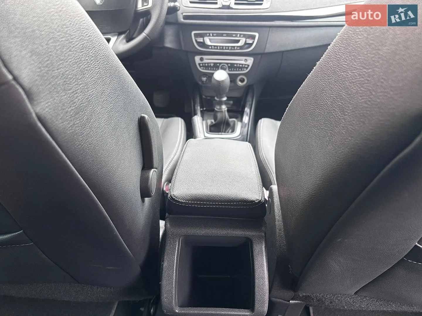 2011 Renault Megane - мініатюра 147
