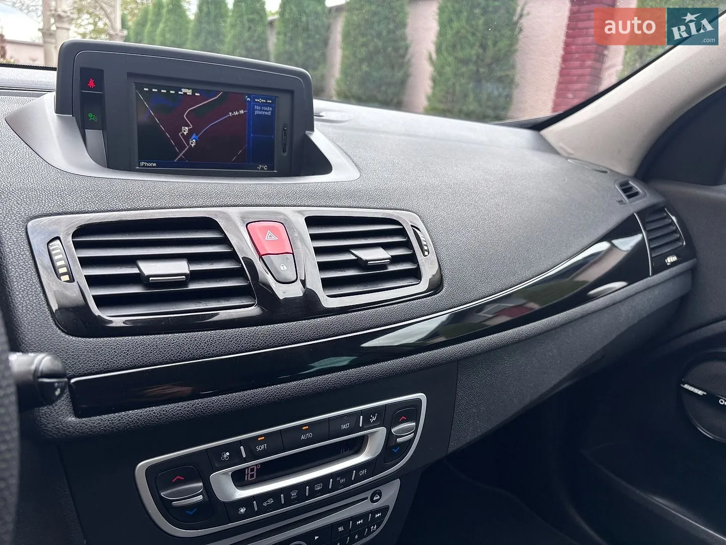 2011 Renault Megane - мініатюра 154
