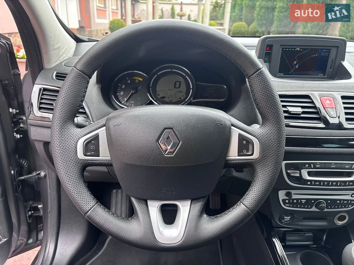 2011 Renault Megane - мініатюра 156