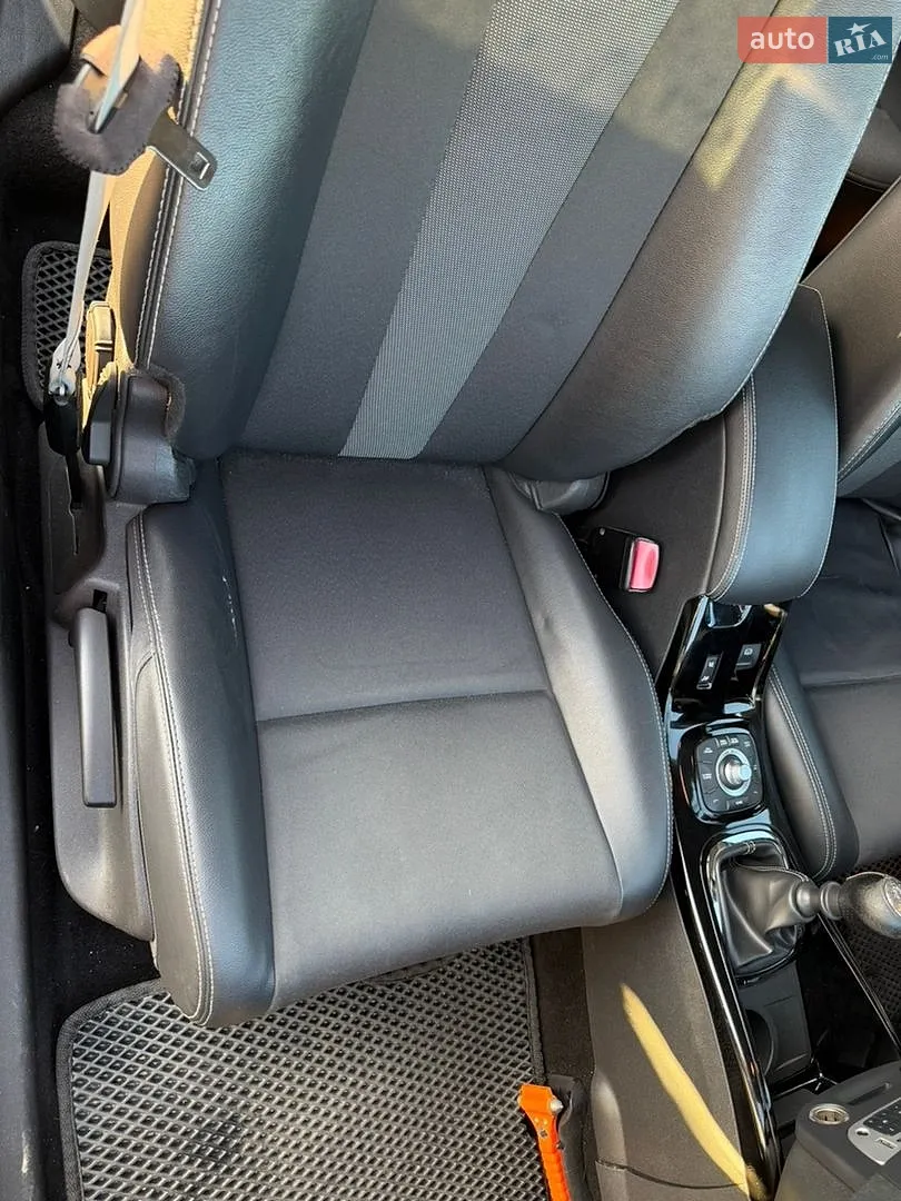 2012 Renault Megane - мініатюра 7