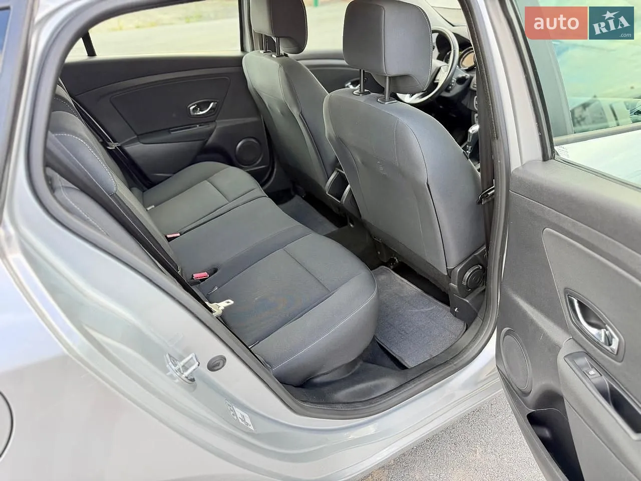 2013 Renault Megane - мініатюра 28
