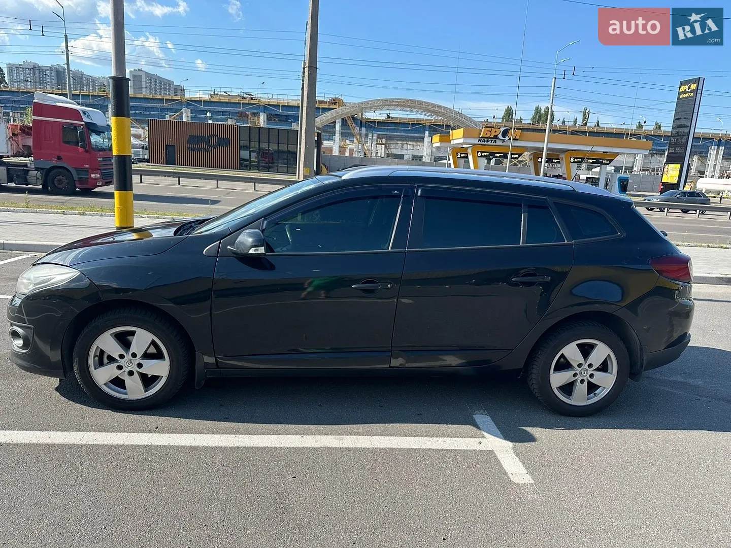 Renault Megane 2015 VIN VF1KZ140652939859 фото оголошення 4 з 30