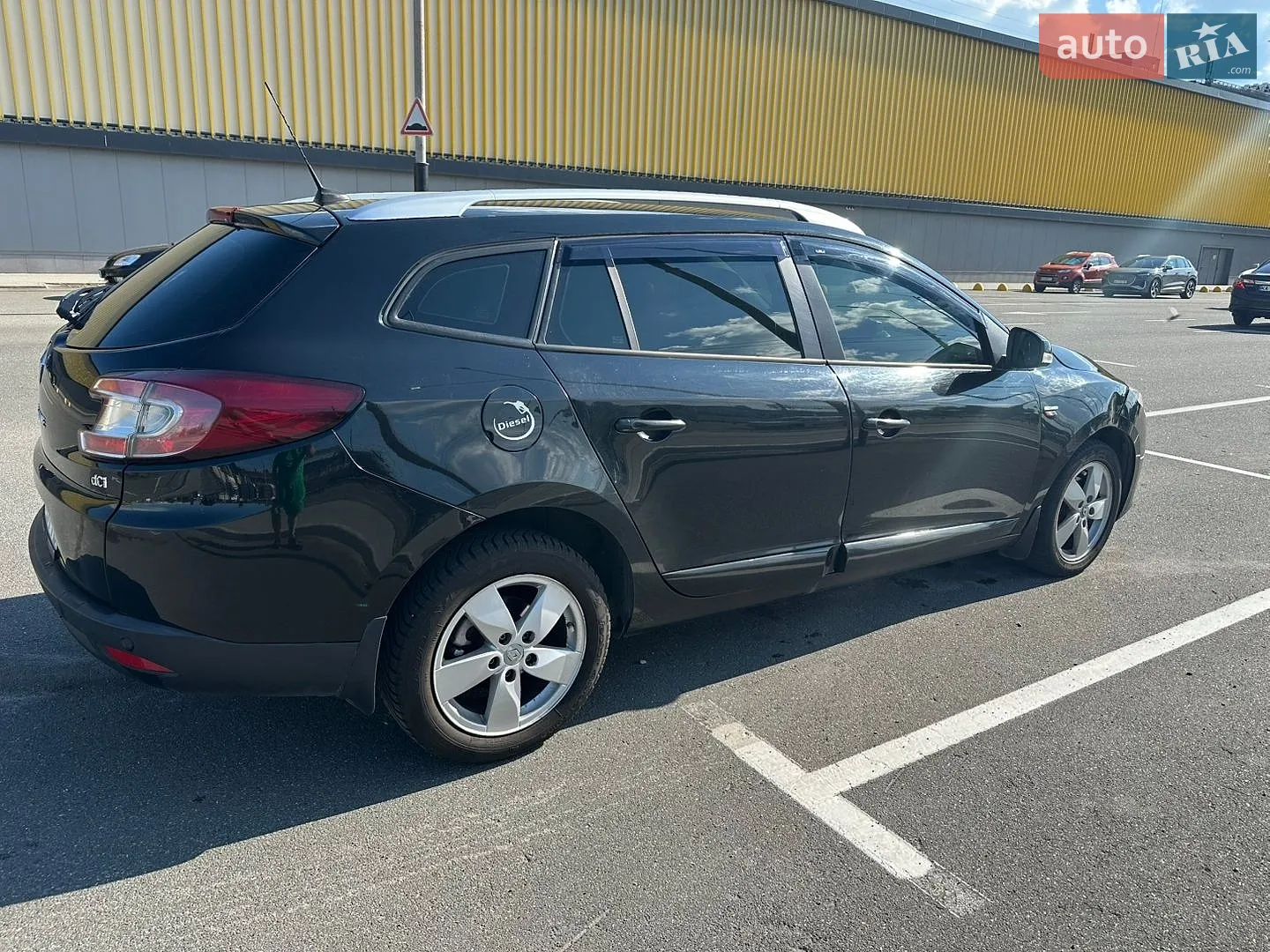 Renault Megane 2015 VIN VF1KZ140652939859 фото оголошення 8 з 30