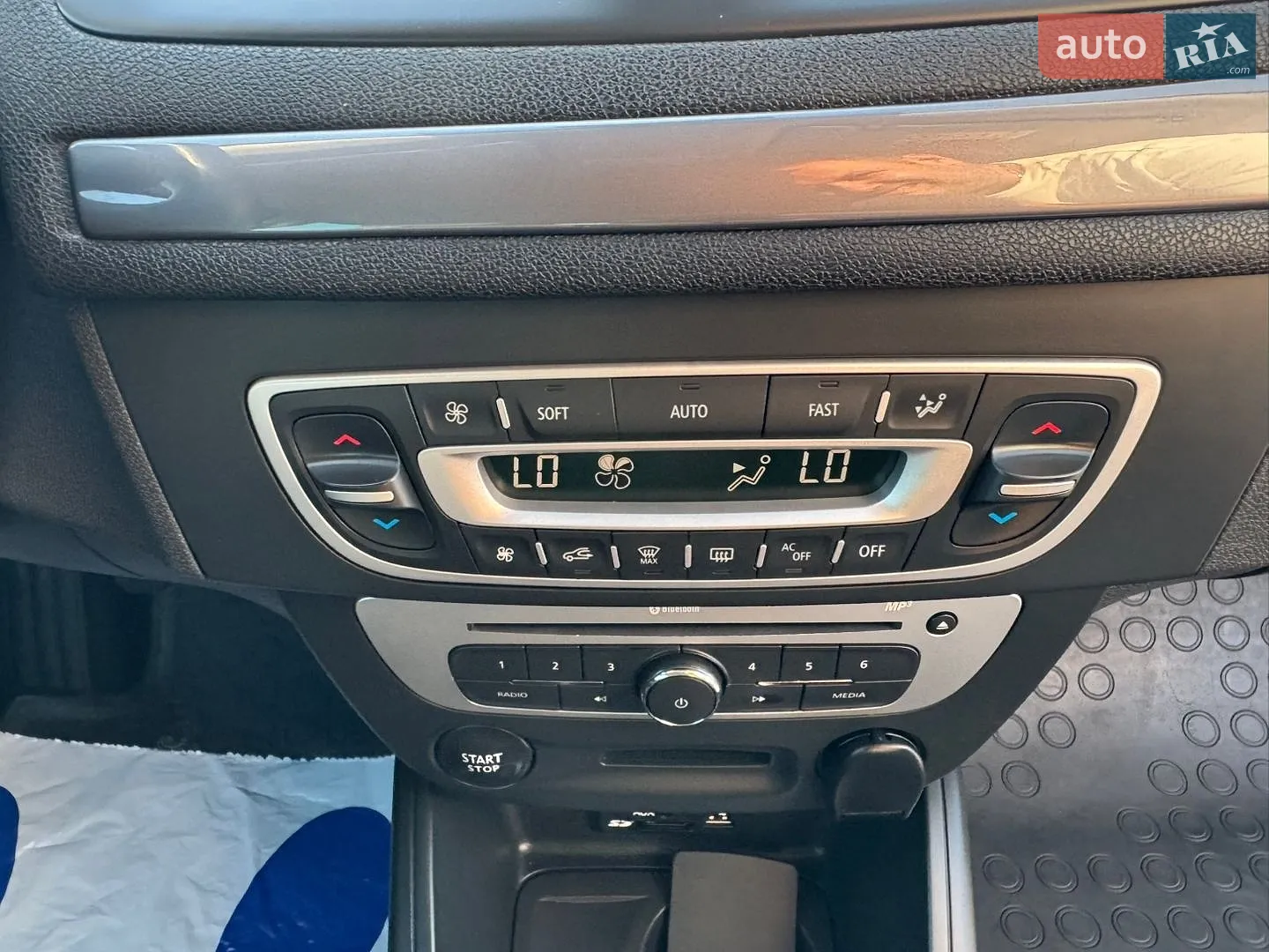 2014 Renault Megane - мініатюра 24