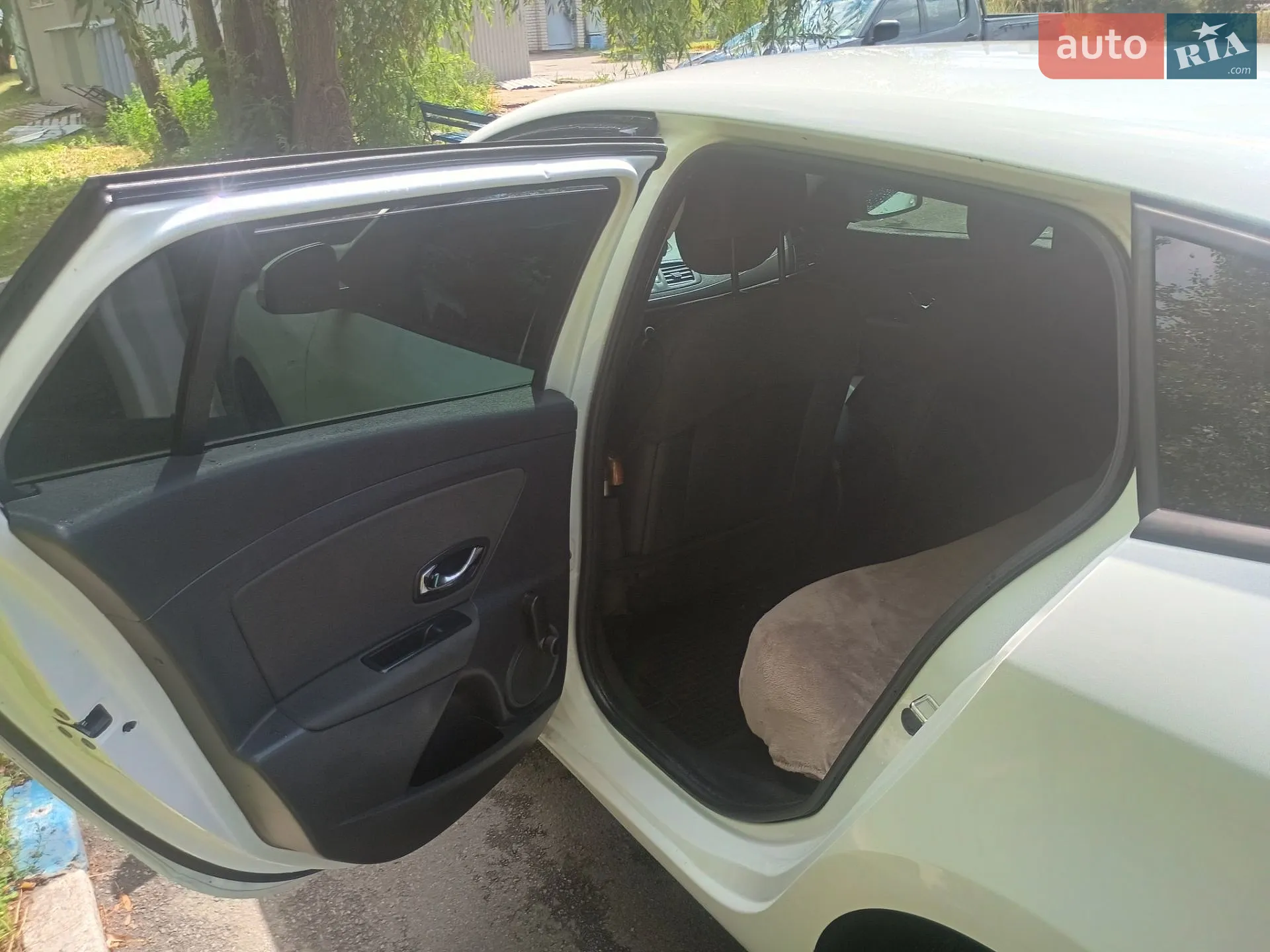 Renault Megane 2015 VIN VF1KZ0C0H54001008 фото оголошення 15 з 33