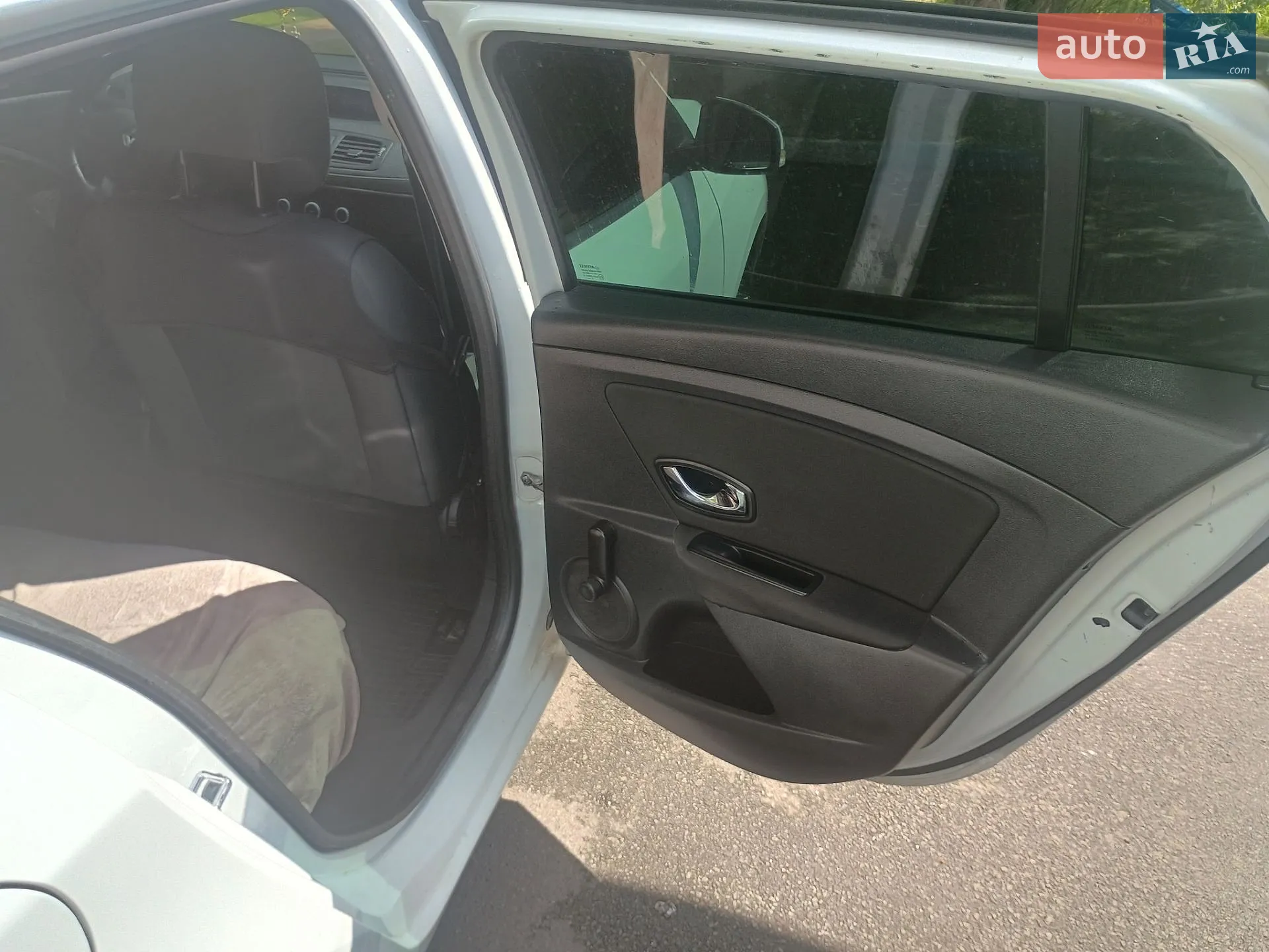Renault Megane 2015 VIN VF1KZ0C0H54001008 фото оголошення 33 з 33