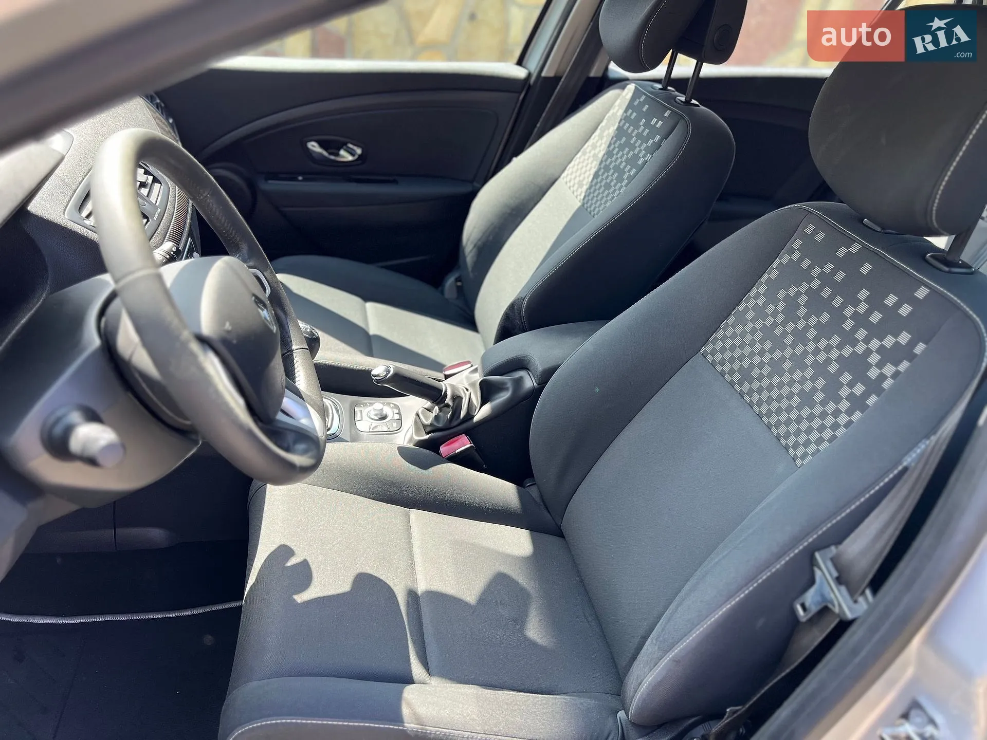 2012 Renault Megane - мініатюра 27