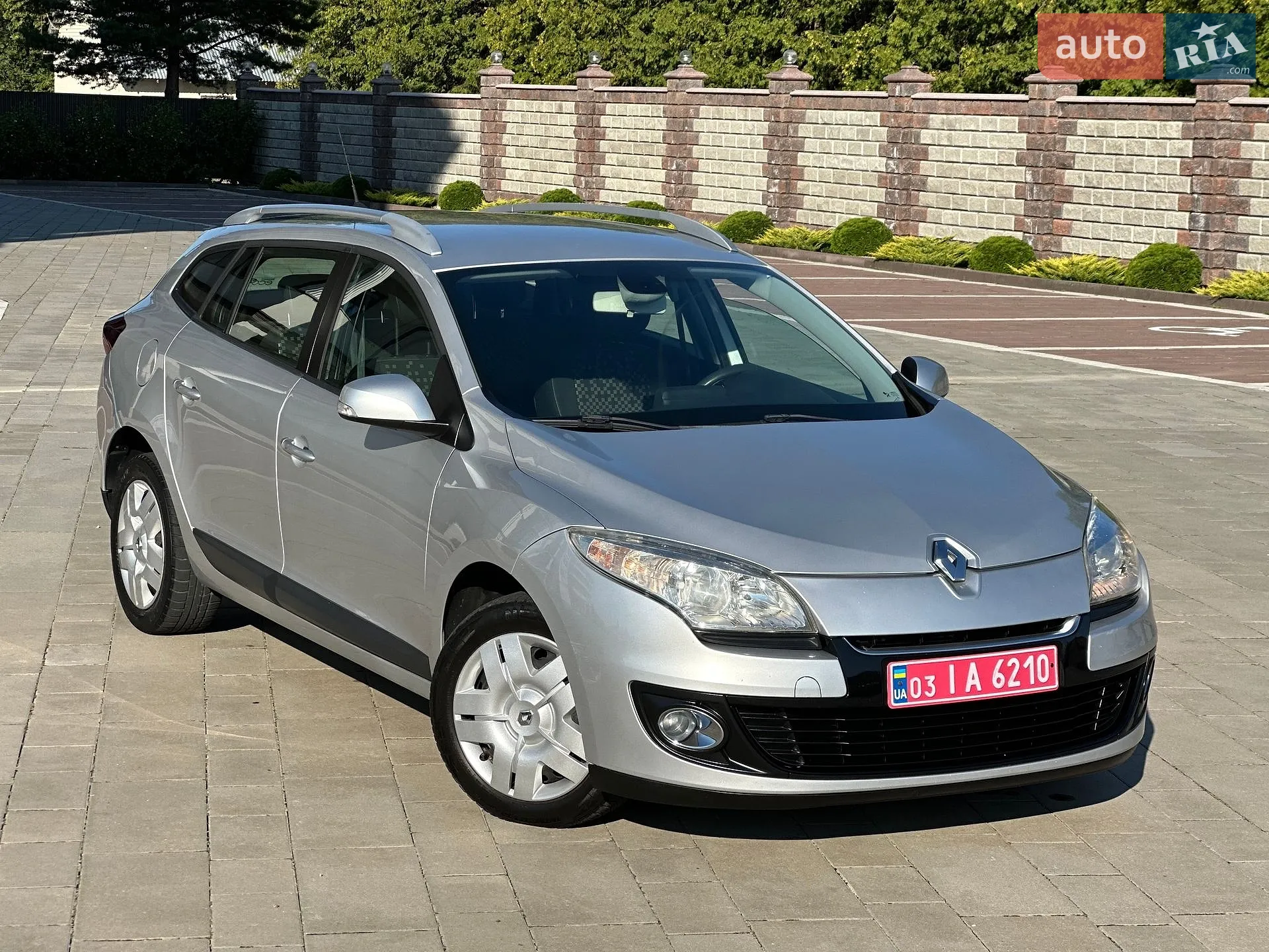 2012 Renault Megane - мініатюра 21