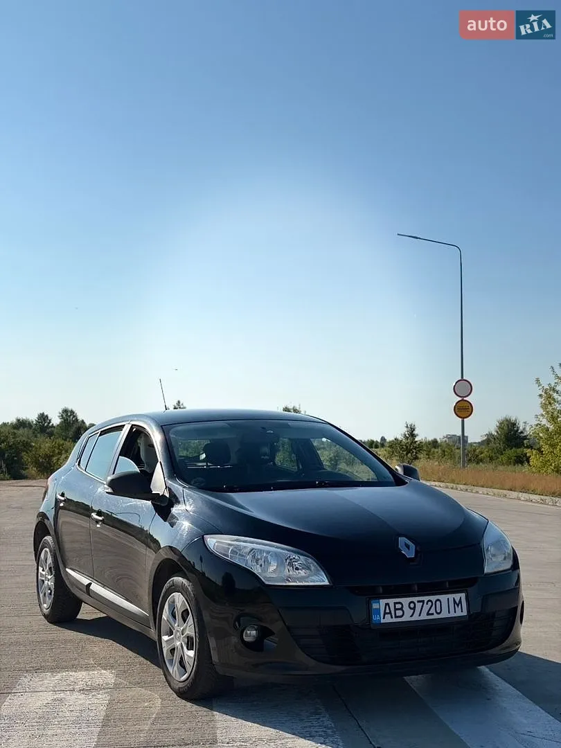 2011 Renault Megane - мініатюра 2