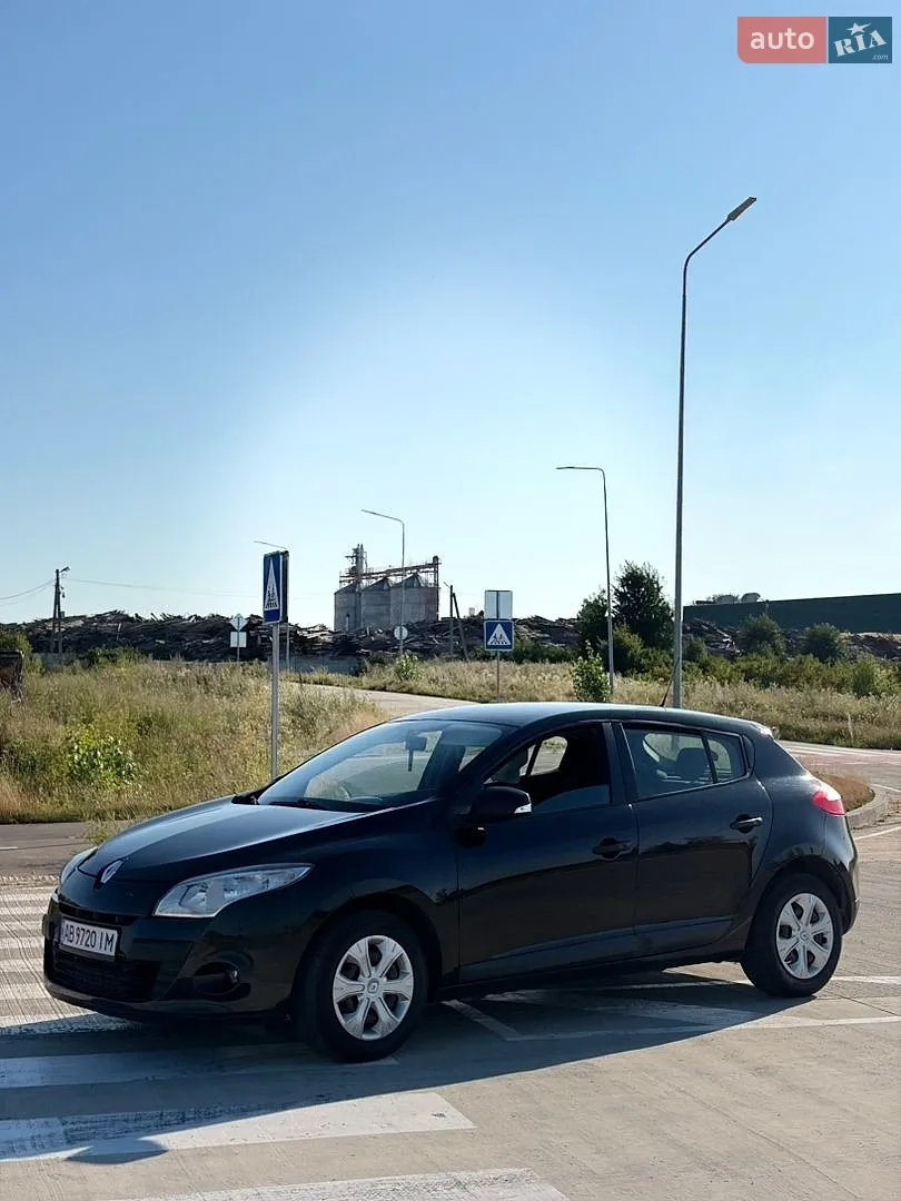 2011 Renault Megane - мініатюра 9