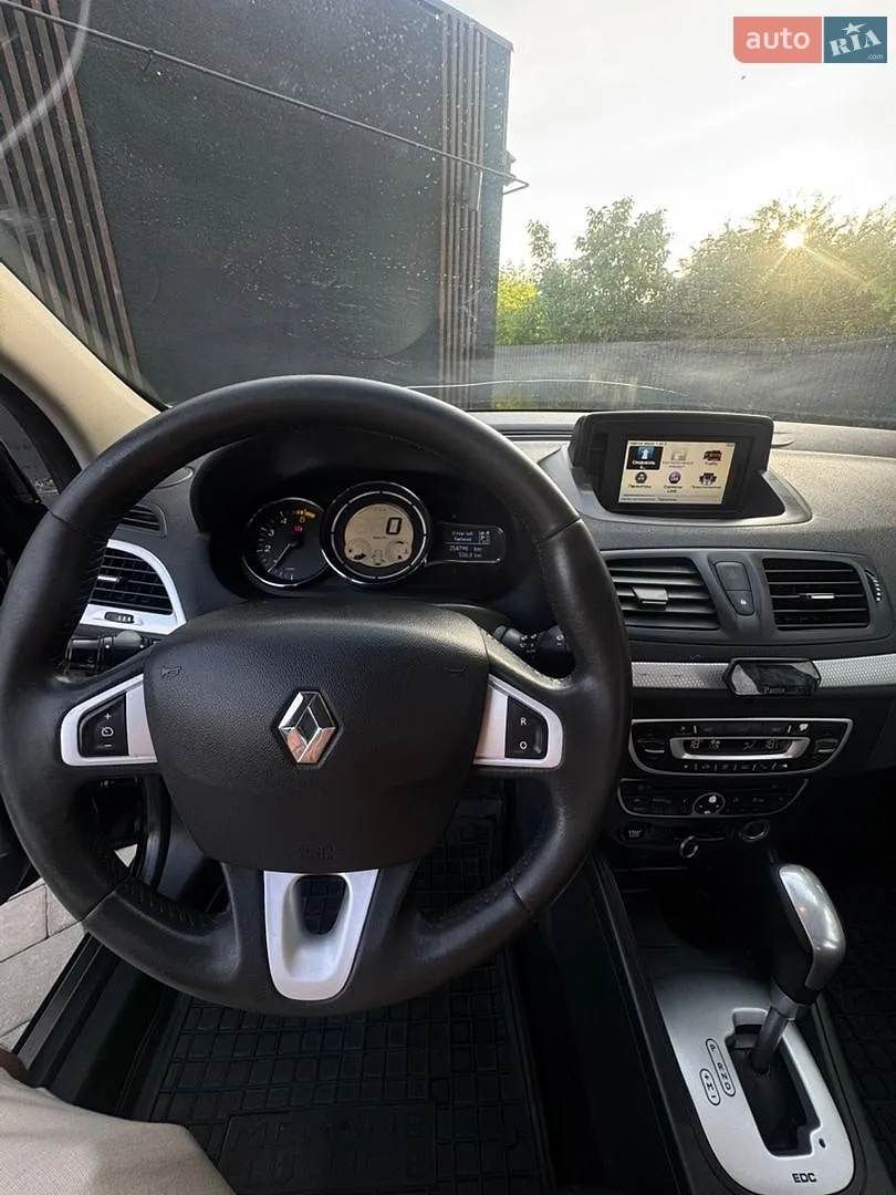 2012 Renault Megane - мініатюра 9
