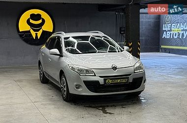 Универсал Renault Megane 2011 в Черновцах