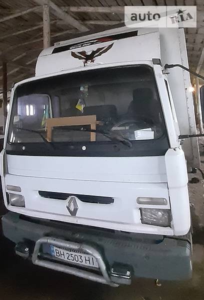 Грузовой фургон Renault Midliner 1999 в Измаиле