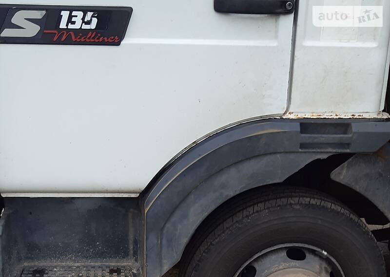 Грузовой фургон Renault Midliner 1999 в Измаиле