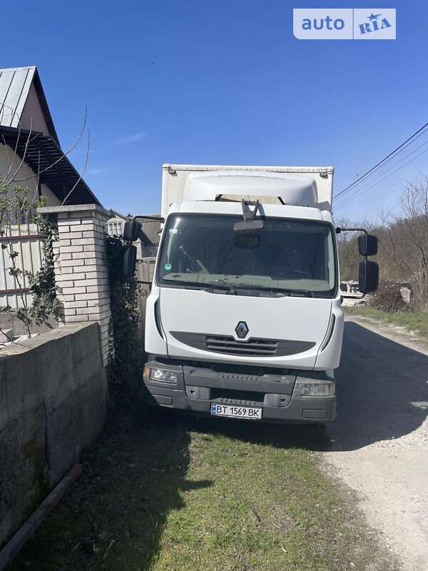 Грузовой фургон Renault Midlum 2013 в Обухове