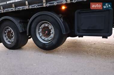Тягач Renault Midlum 2012 в 