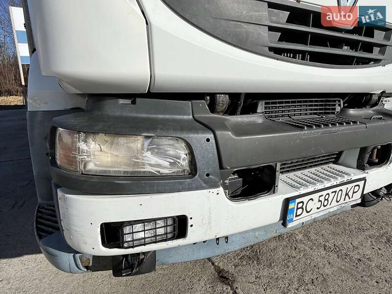 Вантажний фургон Renault Midlum 2012 в Львові