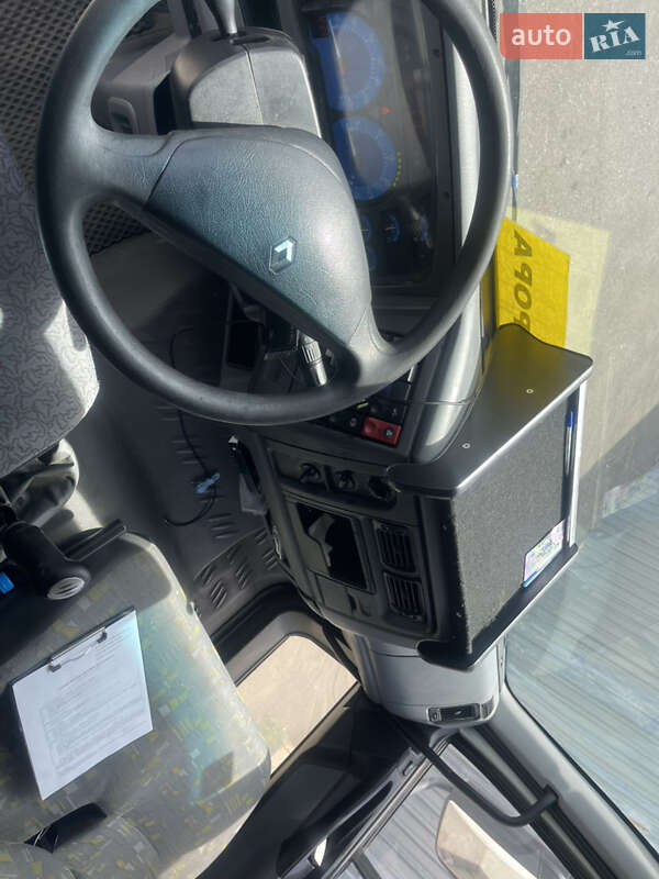 Грузовой фургон Renault Midlum 2004 в Киеве фото 7 Грузовой фургон Renault Midlum 2004 в Киеве