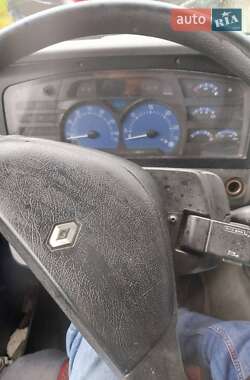 Тентований Renault Midlum 2005 в 