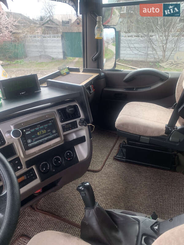 Тягач Renault Midlum 2006 в Полтаві