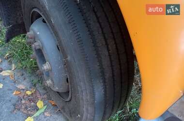 Грузовой фургон Renault Midlum 2004 в 