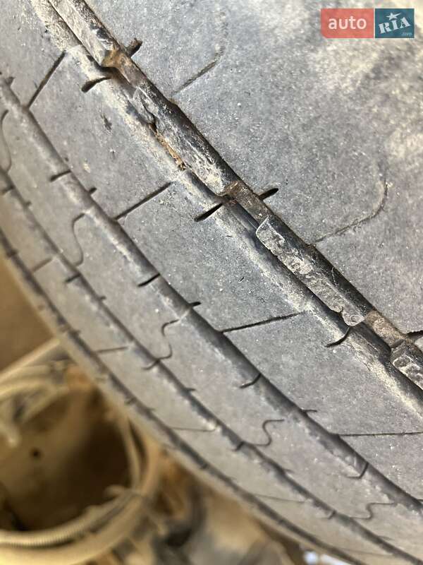 Грузовой фургон Renault Midlum 2013 в Львове