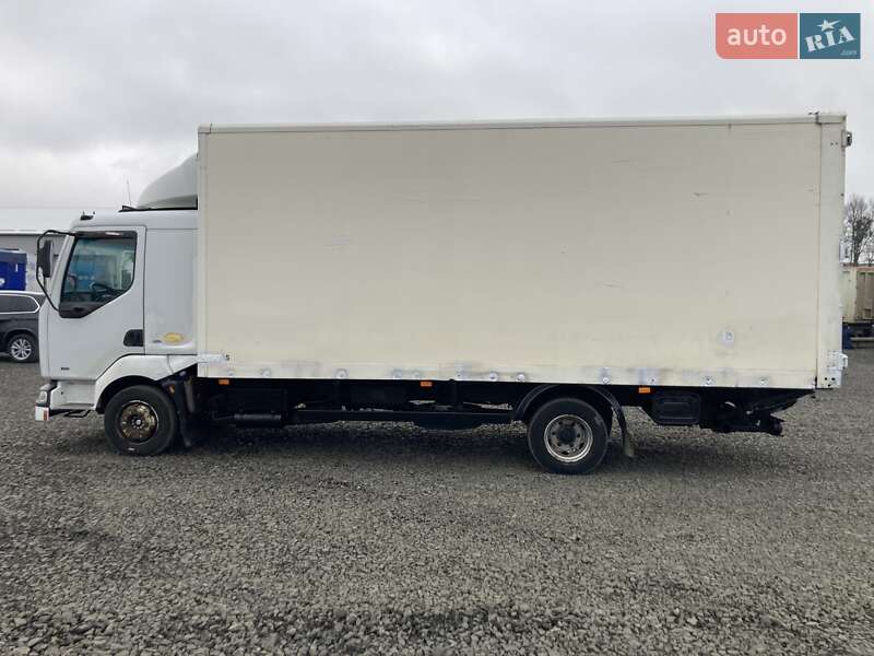 Грузовой фургон Renault Midlum 2002 в Луцке