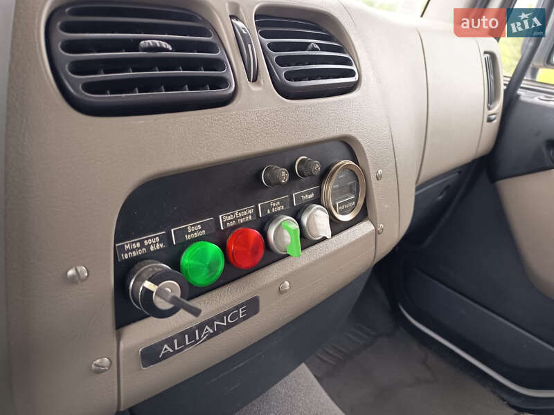 Автовышка Renault Midlum 2008 в Житомире фото 20 Автовышка Renault Midlum 2008 в Житомире