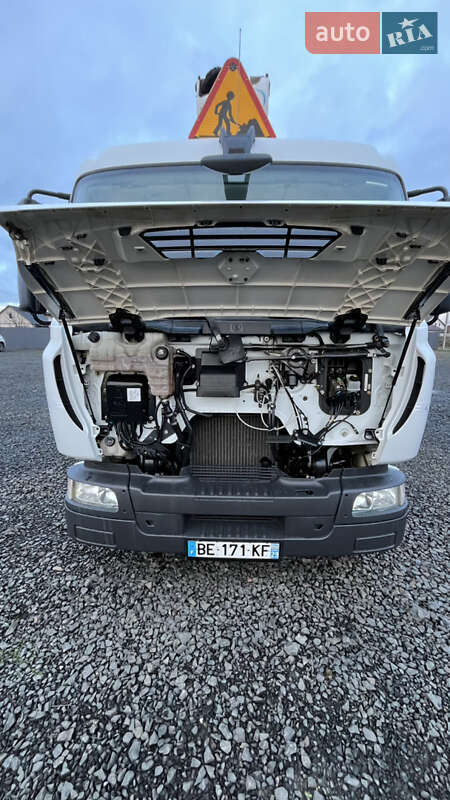 Автовышка Renault Midlum 2010 в Луцке