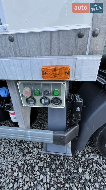 Автовышка Renault Midlum 2010 в Луцке