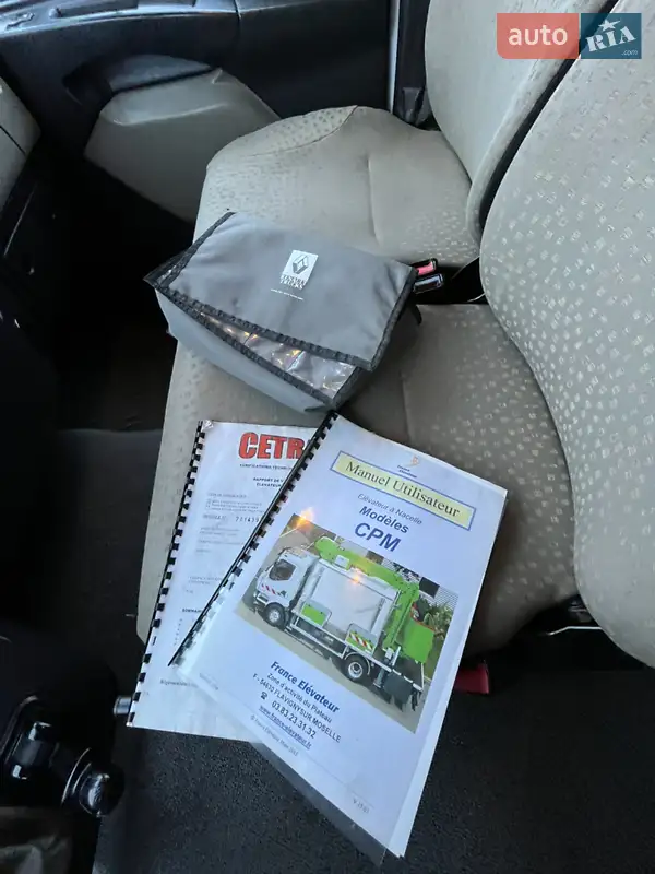 Автовышка Renault Midlum 2010 в Луцке документ