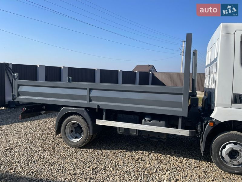 Самосвал Renault Midlum 2001 в Черновцах