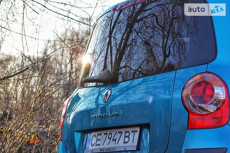 Хетчбек Renault Modus 2004 в Вижниці