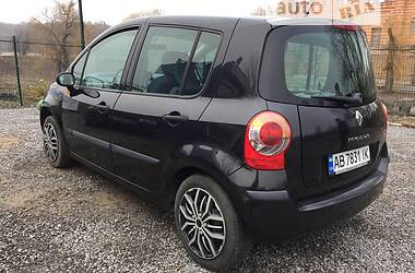 Хэтчбек Renault Modus 2006 в 