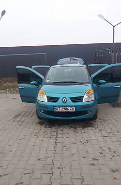 Хэтчбек Renault Modus 2004 в Ивано-Франковске