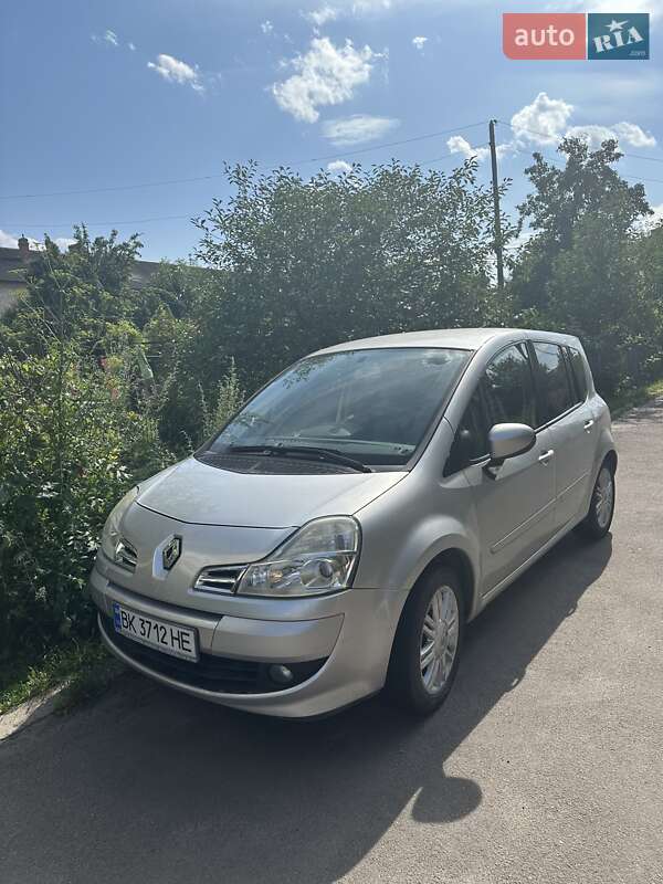 Хэтчбек Renault Modus 2008 в Здолбунове