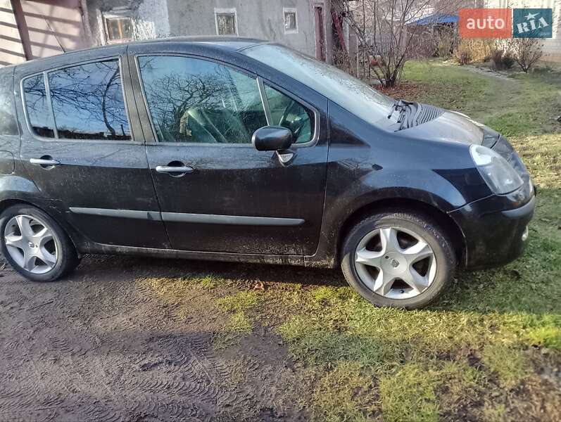 Хэтчбек Renault Modus 2007 в Богуславе