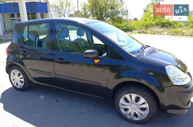 Хэтчбек Renault Modus 2008 в 