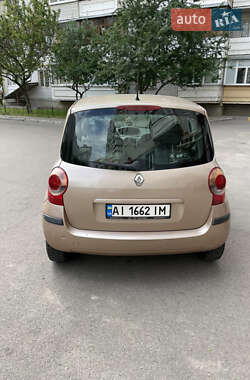 Хэтчбек Renault Modus 2005 в 