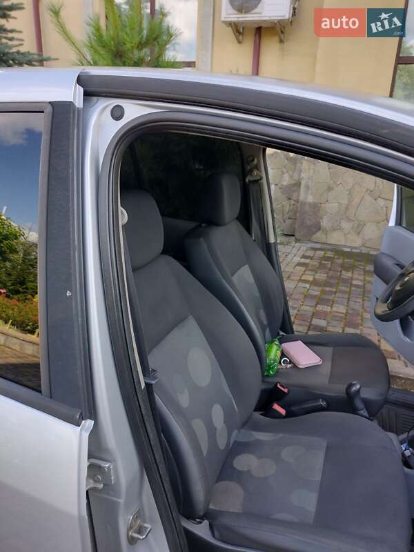 Хэтчбек Renault Modus 2009 в Дубно