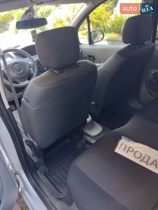 Хэтчбек Renault Modus 2009 в Дубно