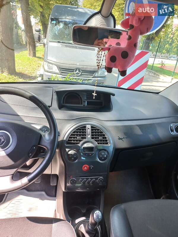 Хэтчбек Renault Modus 2010 в Львове