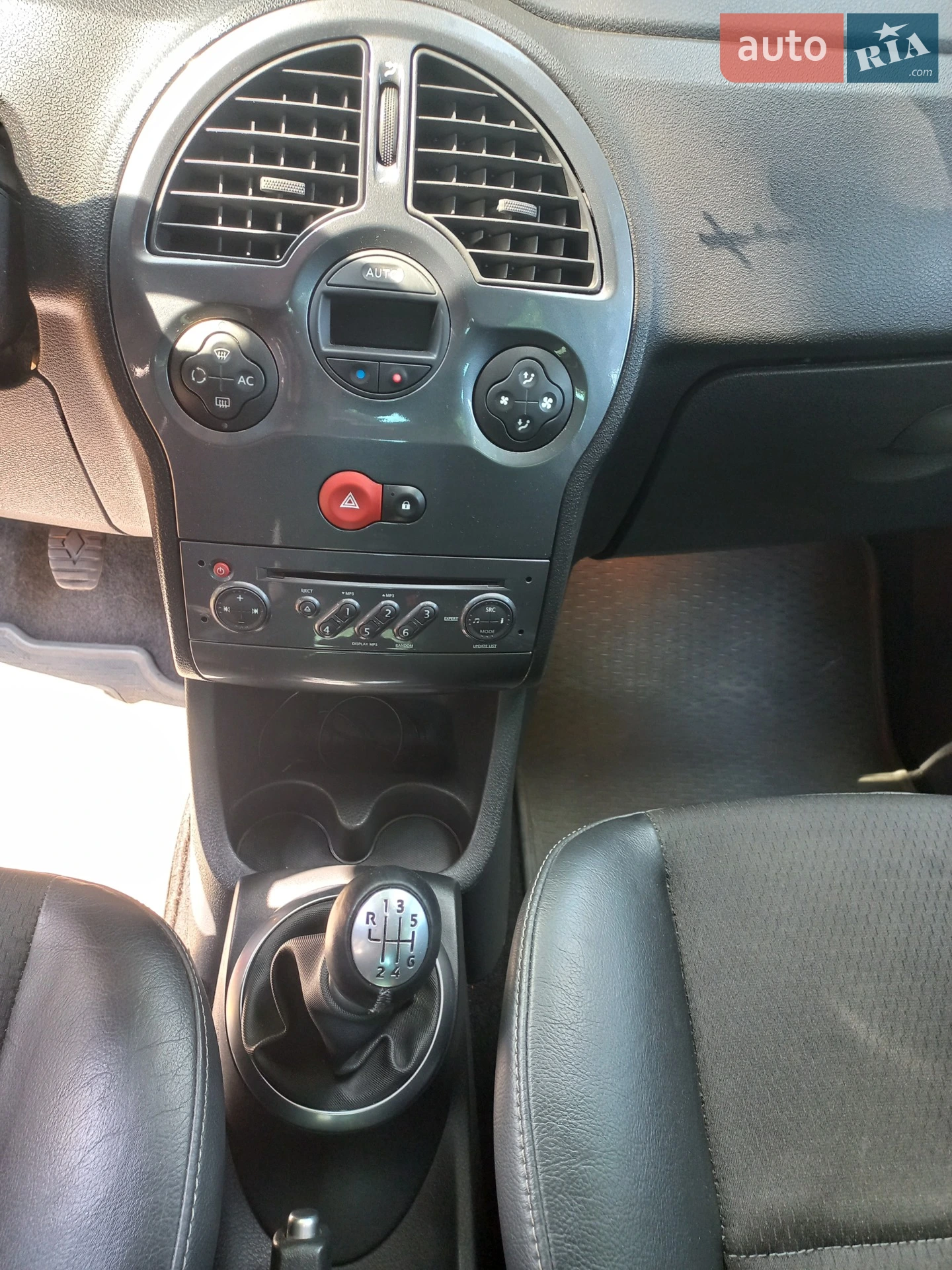 2010 Renault Modus - мініатюра 20