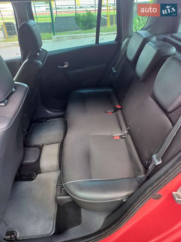 Хэтчбек Renault Modus 2010 в Львове