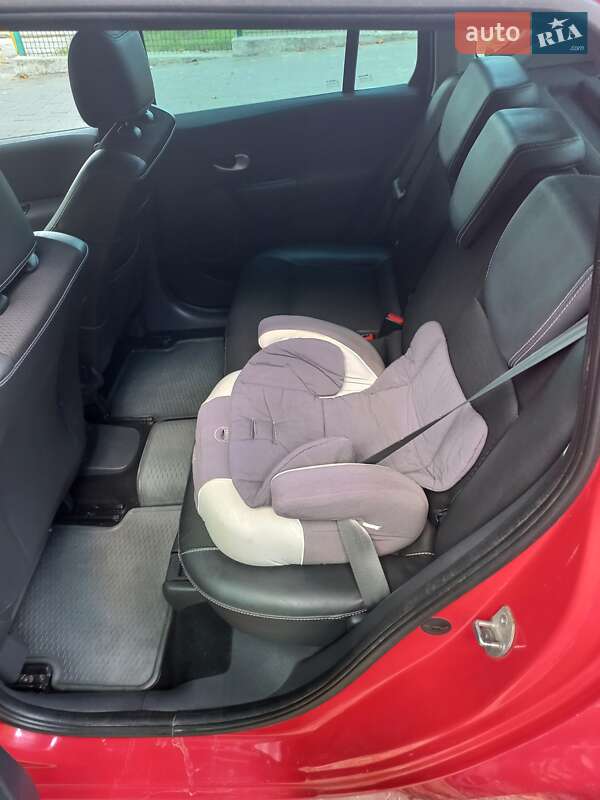 Хэтчбек Renault Modus 2010 в Львове