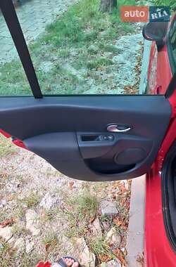 Хэтчбек Renault Modus 2010 в Львове